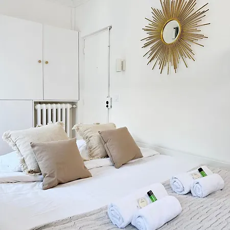 1586 Cosy Studio Near Opera Апартаменты